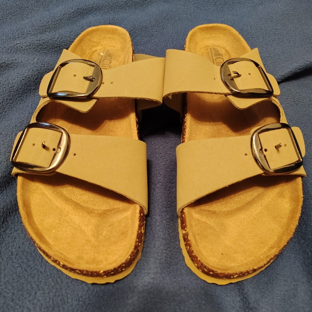 Cliffs By White Mountain - Women's Size 9 - Never Worn